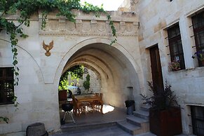 Kayhan Cave Villa