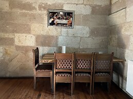 Kayhan Cave Villa