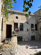 Kayhan Cave Villa