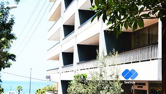 Seaside Apartments