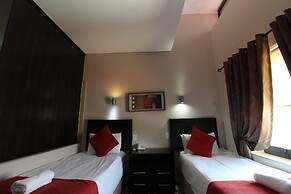 Alcazaba Lodges