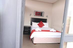 Alcazaba Lodges