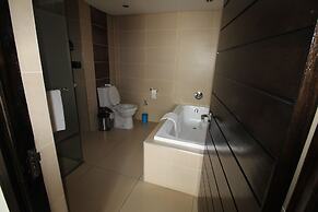 Alcazaba Lodges