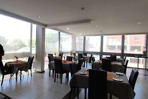 Alcazaba Lodges