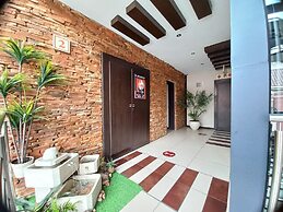 Alcazaba Lodges