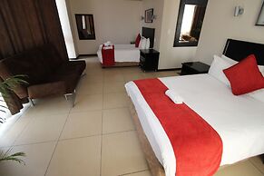 Alcazaba Lodges