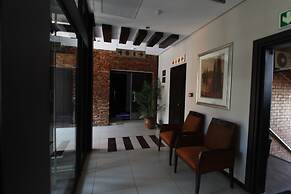Alcazaba Lodges