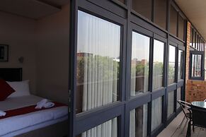 Alcazaba Lodges