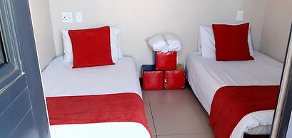 Alcazaba Lodges