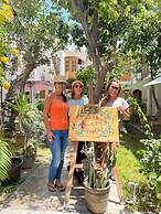 El Huerto Hostel