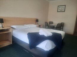 Arthur Phillip Motor Inn
