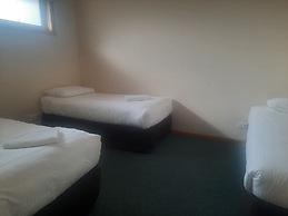Arthur Phillip Motor Inn