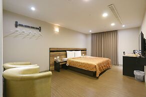 TopL Hotel