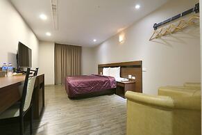 TopL Hotel