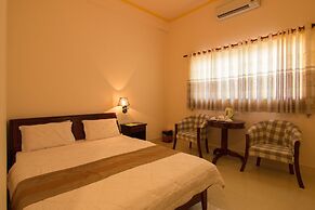 Nhat Ha Hotel