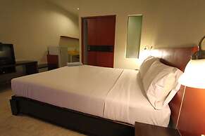 Paradise Resort