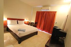 Paradise Resort