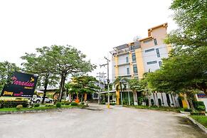 Paradise Resort