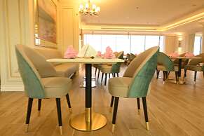 Platinum Seventy Serviced Apartments