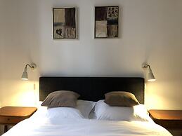 Davaa’S Bed and Breakfast
