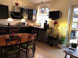 Davaa’S Bed and Breakfast