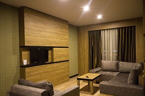 Sky Business Hotel