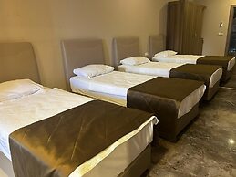 Sky Business Hotel