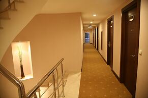 Cetin Otel