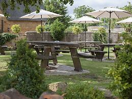 Old White Hart
