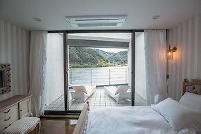 SS Resort