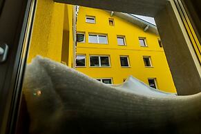 Basekamp Mountain Budget Hotel