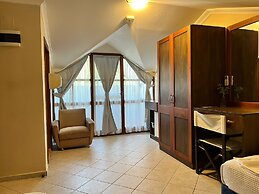 Grenadine Lodge