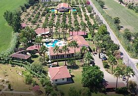 Grenadine Lodge