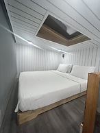 Grenadine Lodge