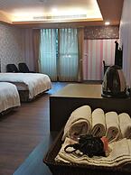 Crystal Hotel