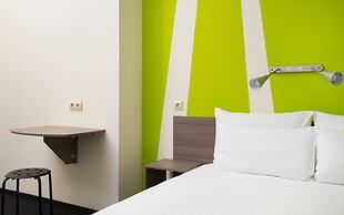Station hotel L1