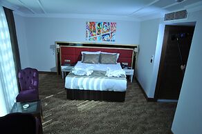 Asuris Hotel