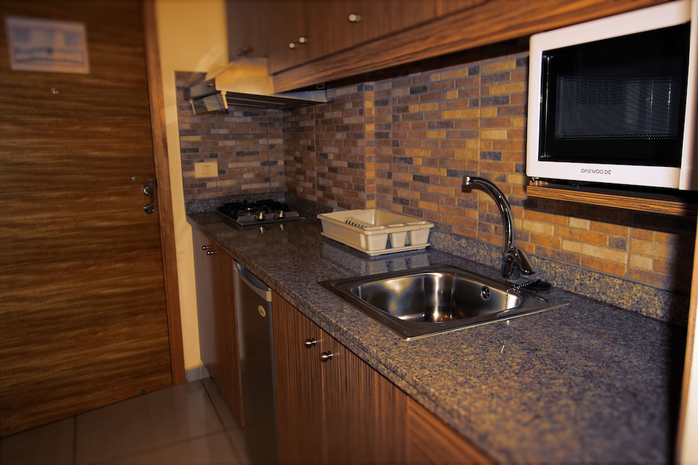 Sea Valley Suites