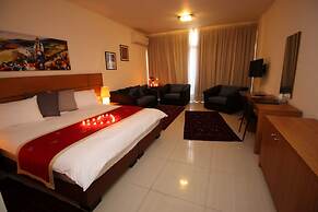 Sea Valley Suites
