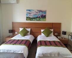 Sea Valley Suites