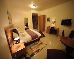 Sea Valley Suites
