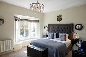 Wingrove House