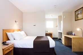 West Country Inn