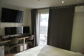 Shire Hotel