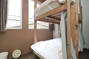 Gush - Hostel