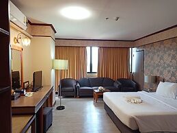 JP Emerald Hotel