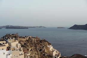 Nano Oia Villas