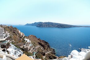 Nano Oia Villas