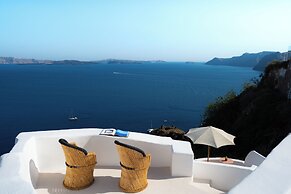 Nano Oia Villas