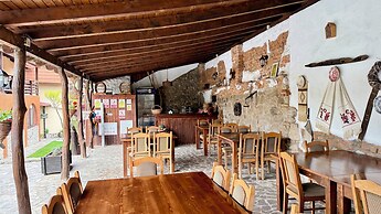 Casa Dives, Transylvania